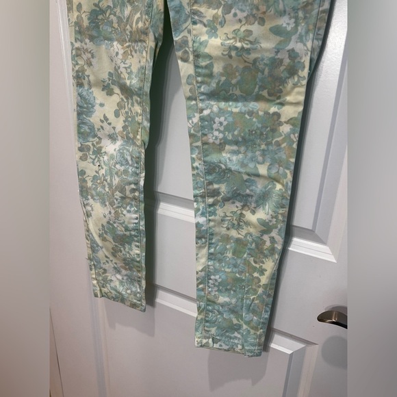 Lauren Conrad Floral Spring Skinny Jeans Size 4 - Picture 5 of 10